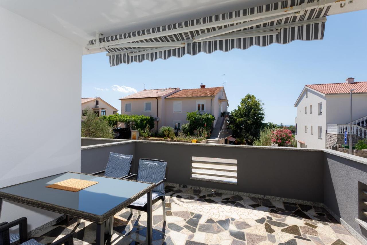 Apartments Lacic Krk Town Εξωτερικό φωτογραφία