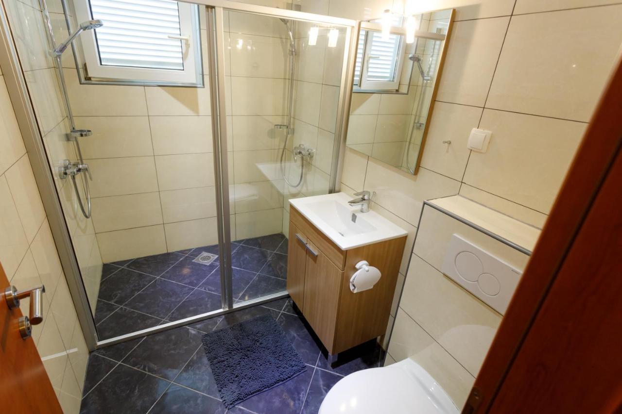 Apartments Lacic Krk Town Εξωτερικό φωτογραφία