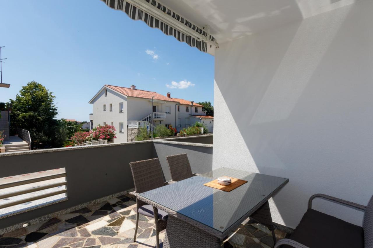 Apartments Lacic Krk Town Εξωτερικό φωτογραφία