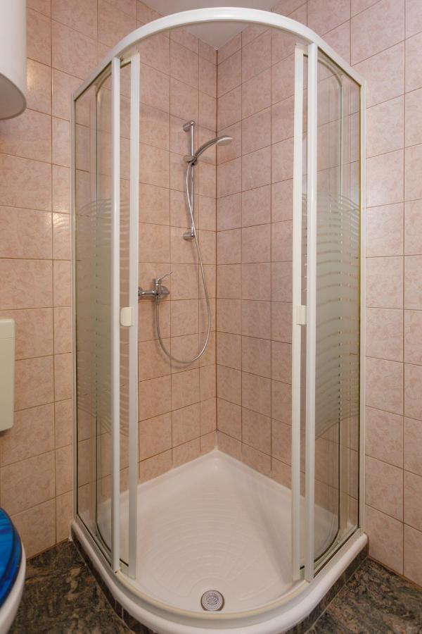 Apartments Lacic Krk Town Εξωτερικό φωτογραφία