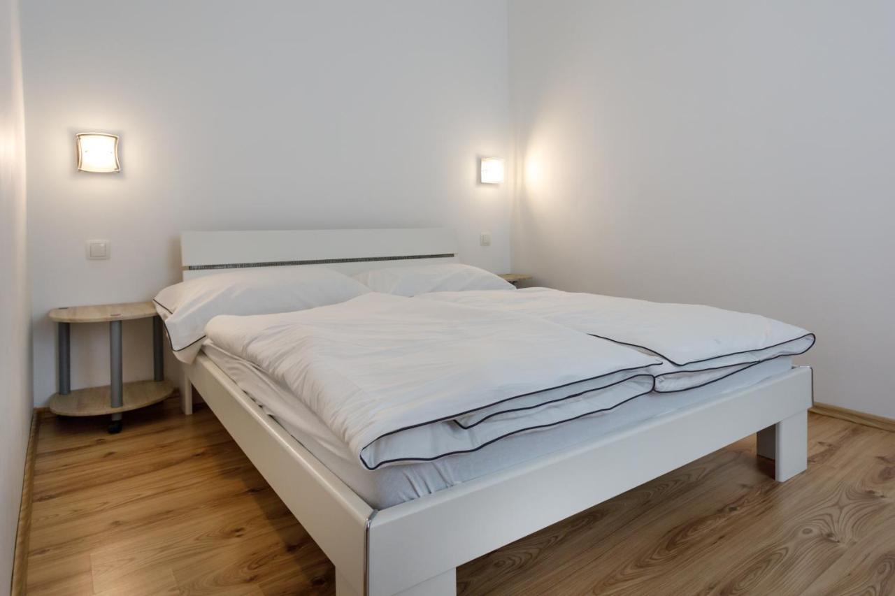 Apartments Lacic Krk Town Εξωτερικό φωτογραφία