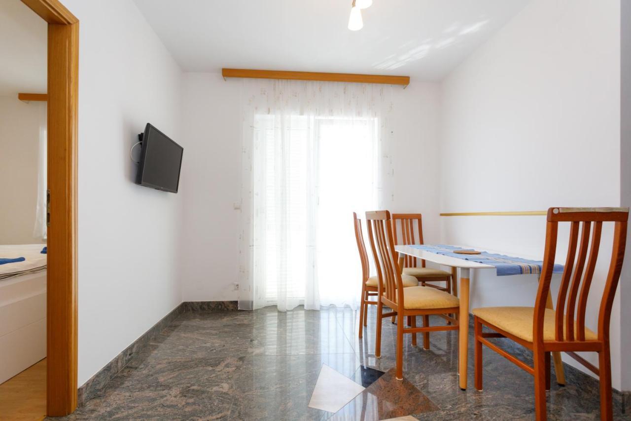 Apartments Lacic Krk Town Εξωτερικό φωτογραφία